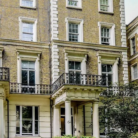 Gloucester Gardens London Exterior photo